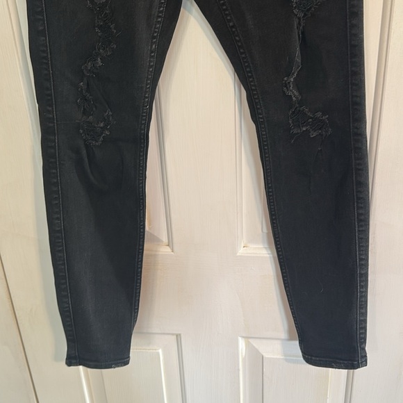 Hollister Black Men’s Skinny Jeans size 28x30 - Picture 2 of 4